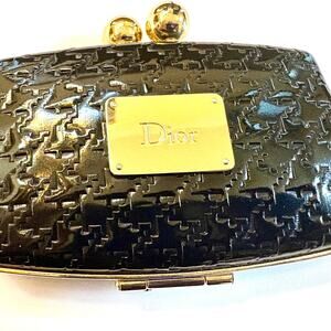 Dior Holiday Couture Clutch Palette 2007 – Limited Edition Eyes & Lips